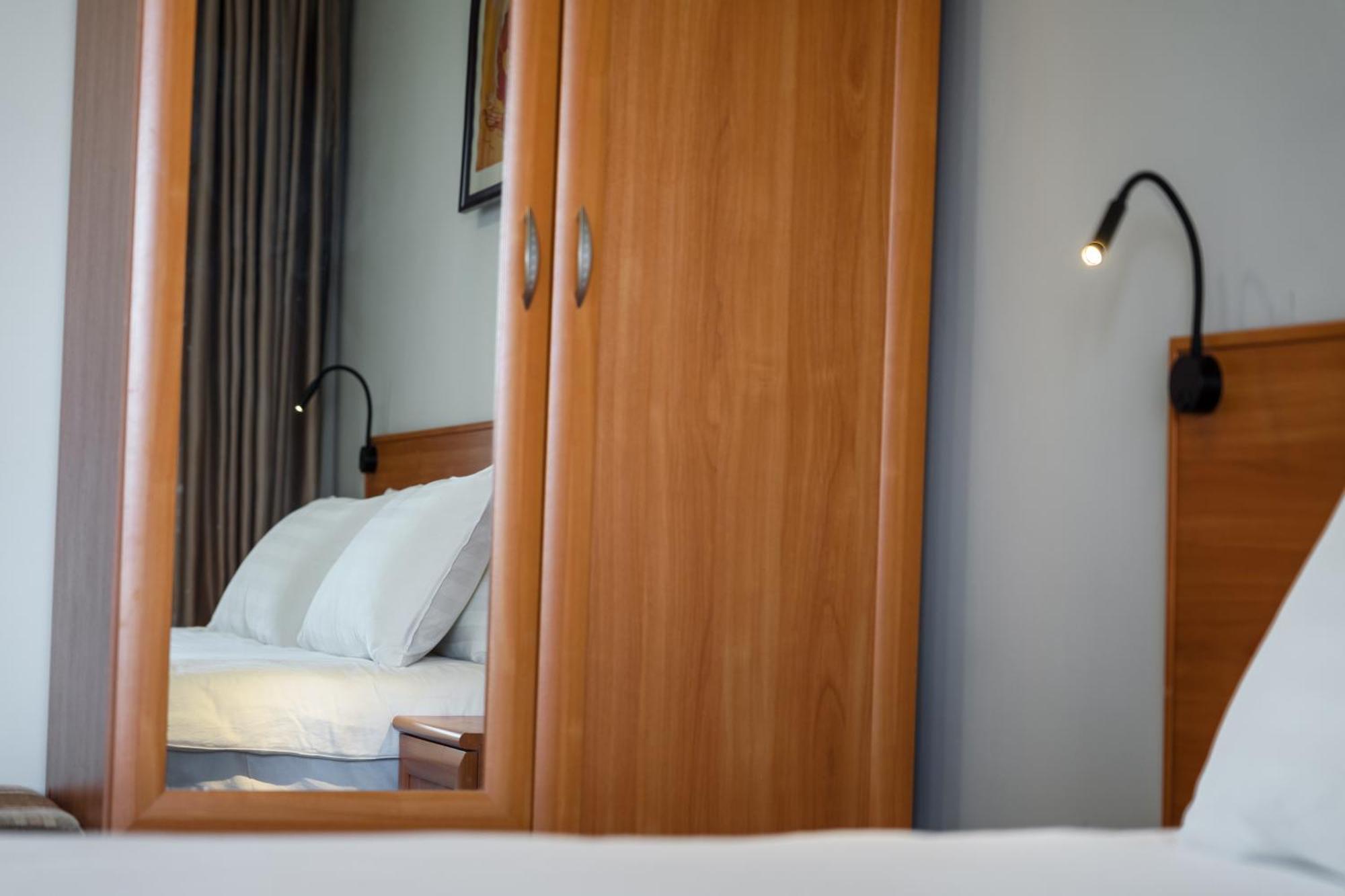 Dolinnka Hotel Czołponata Zewnętrze zdjęcie