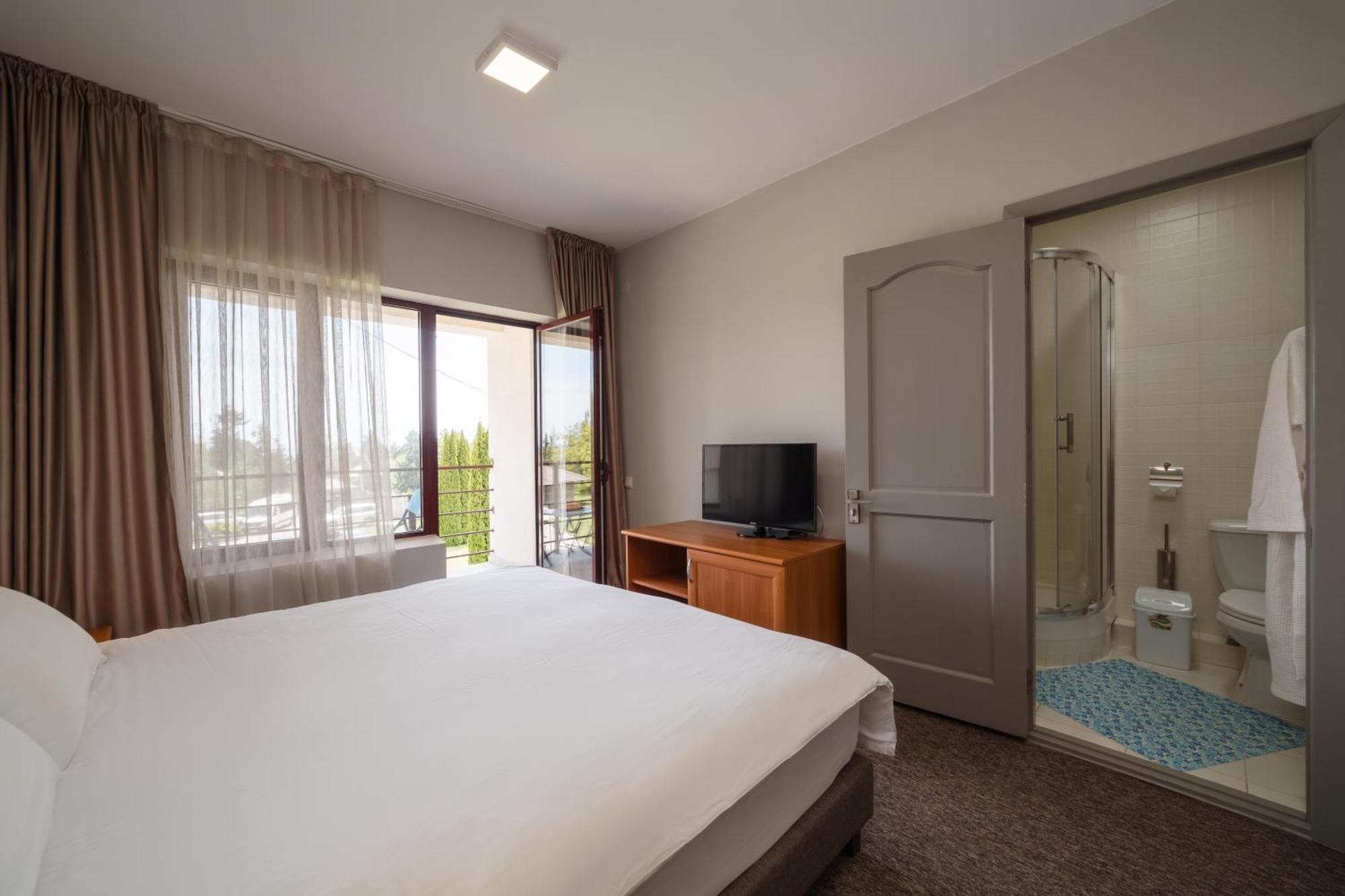 Dolinnka Hotel Czołponata Zewnętrze zdjęcie