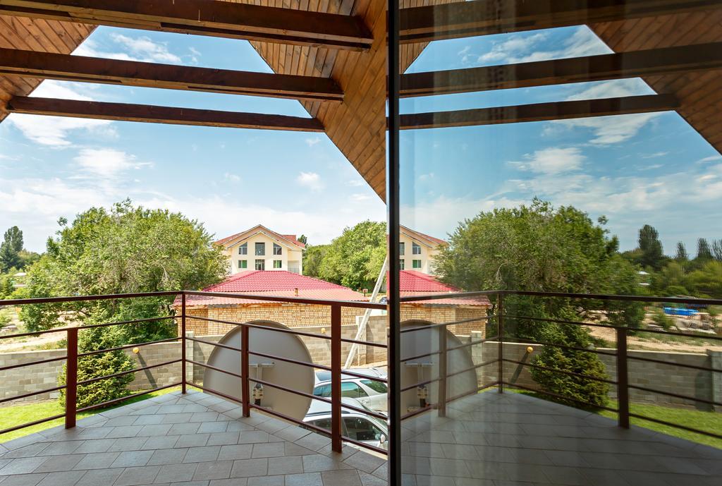 Dolinnka Hotel Czołponata Zewnętrze zdjęcie