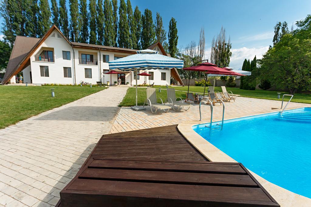 Dolinnka Hotel Czołponata Zewnętrze zdjęcie