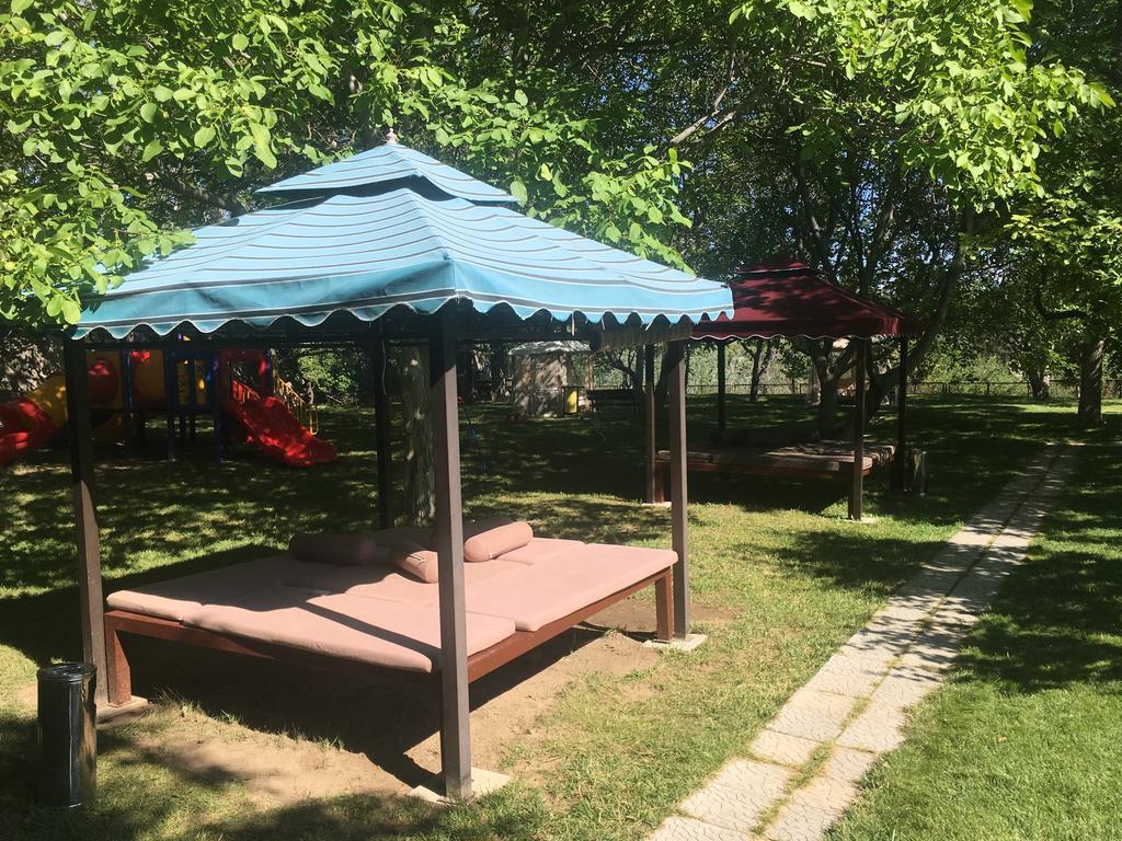 Dolinnka Hotel Czołponata Zewnętrze zdjęcie